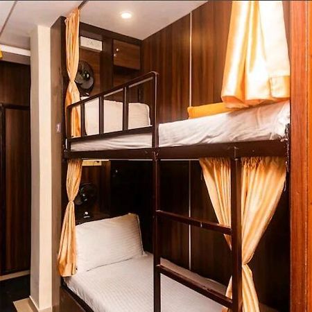 Almas Dormitory 24 Hours Aircondition Βομβάη Εξωτερικό φωτογραφία
