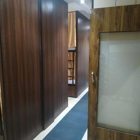 Almas Dormitory 24 Hours Aircondition Βομβάη Εξωτερικό φωτογραφία