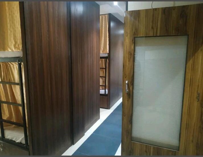 Almas Dormitory 24 Hours Aircondition Βομβάη Εξωτερικό φωτογραφία